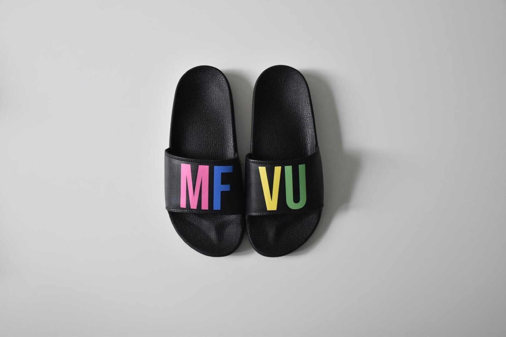 MFVU-badslippers